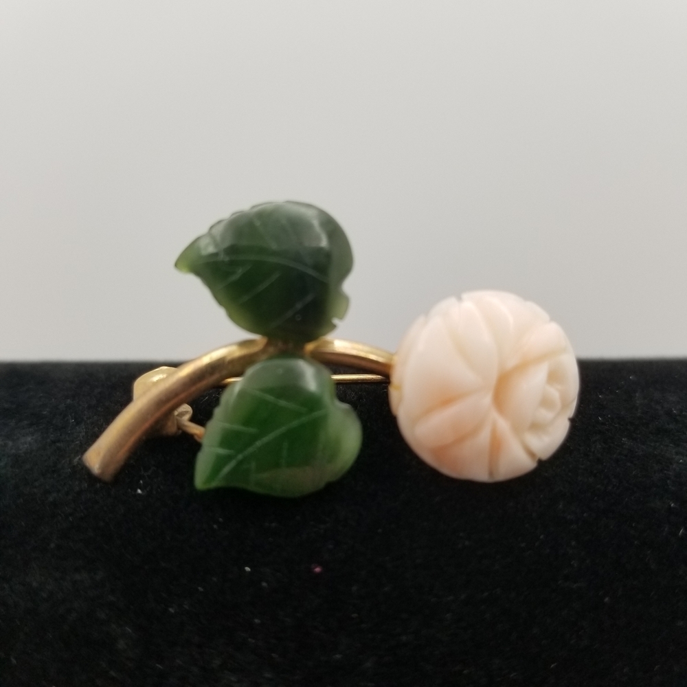Unbranded vintage flowers pink green brooch pin